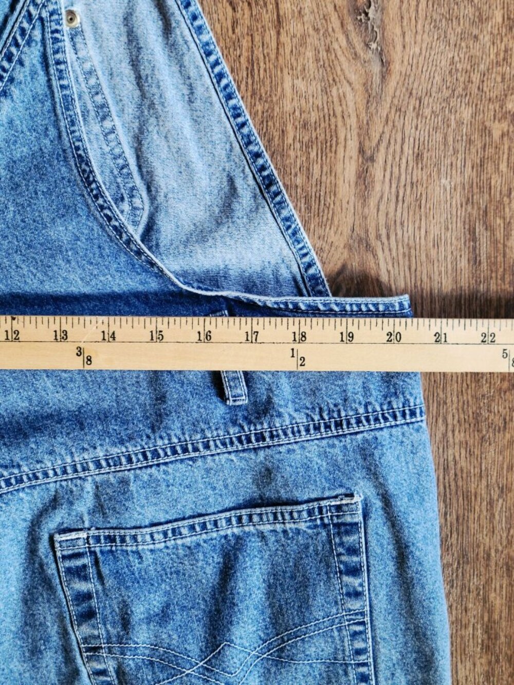 St. John's Bay Bib Overalls Womens Size 18 Blue Denim Retro Vintage Y2K Workwear - Picture 9 of 16